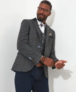 Charming Check Blazer
