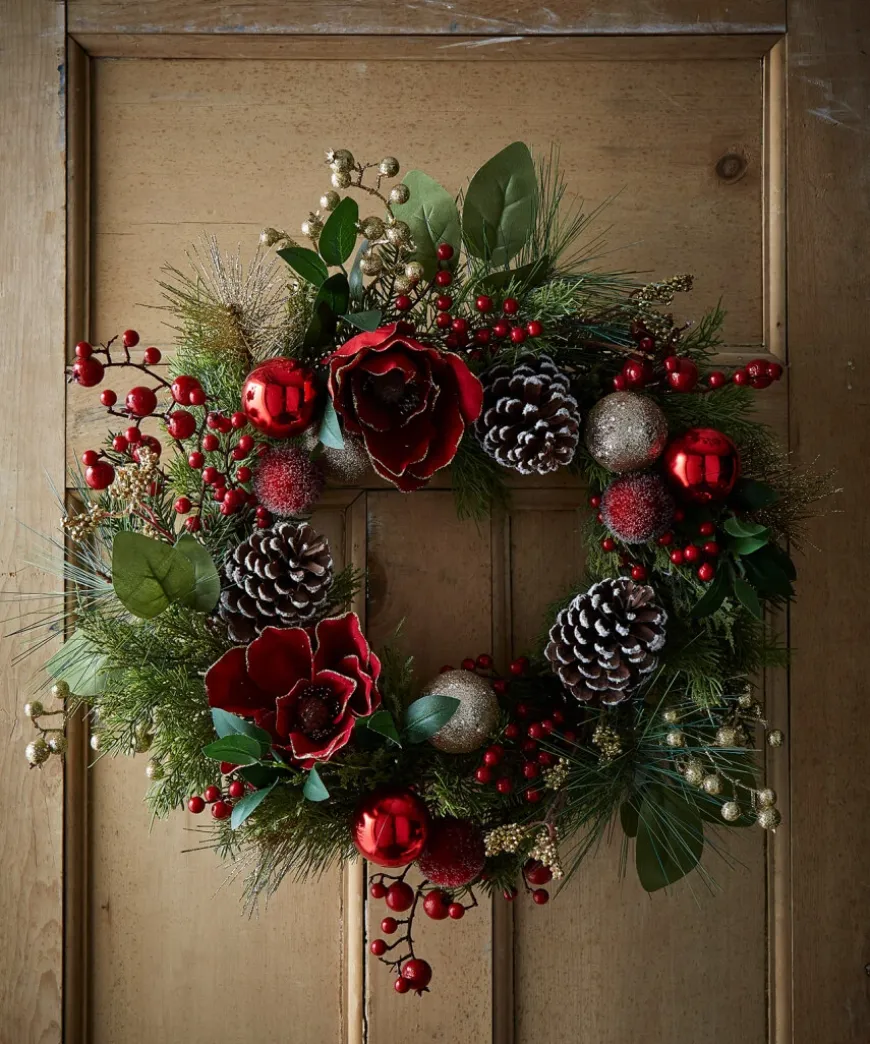 Christmas Magnolia Wreath