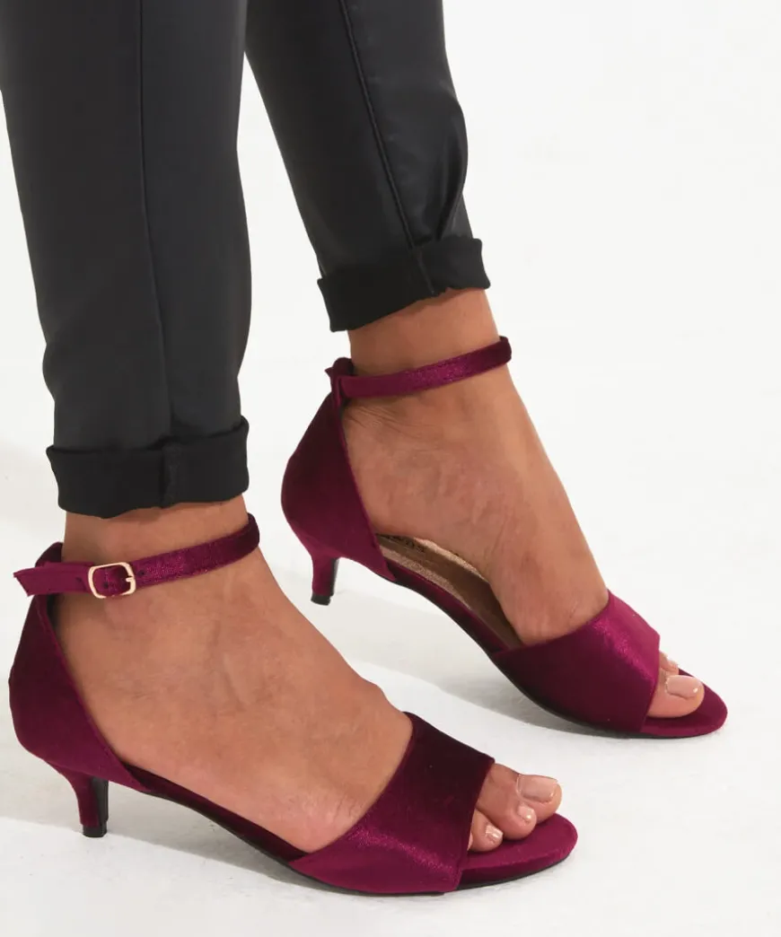 Clara Dainty Velvet Heels
