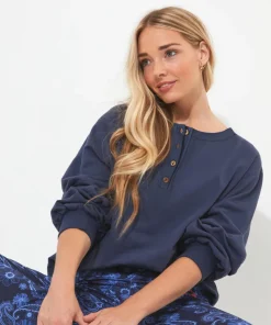 Cosy Up Sweatshirt