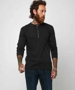 Distinctive Henley