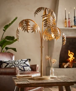 Extravagant Palm Leaf Table Lamp