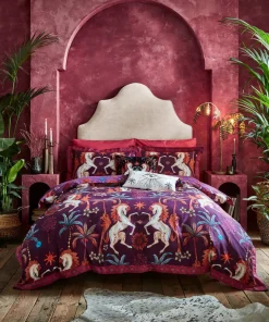 Hypnotic Horses Reversible Bed Set
