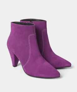 I'M Obsessed Suede Bootees