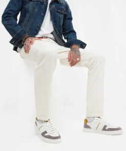 Sensational Slim Jeans