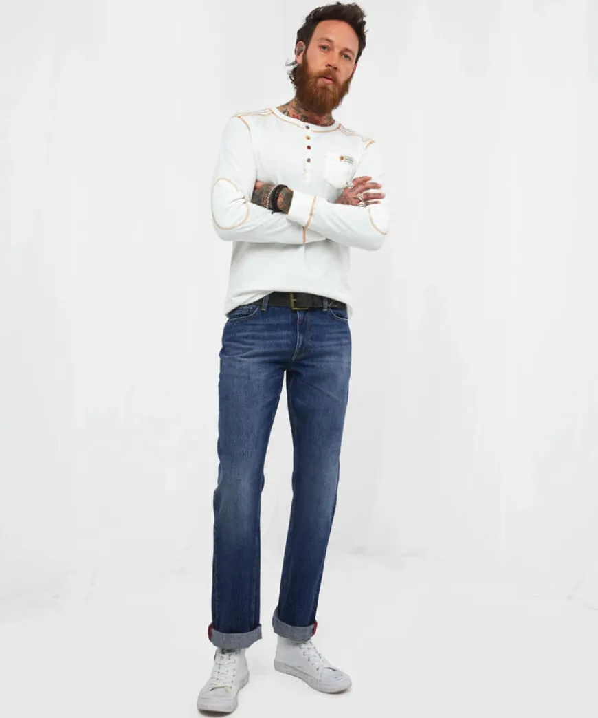 Stylish Straight Jeans