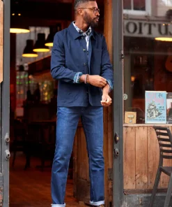 Stylish Straight Jeans