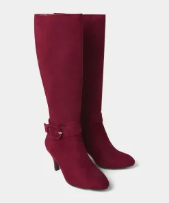 The Way She Moves Boots